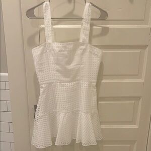 Chic White Sleeveless Dress